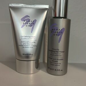 BUNDLE LISTING!
Monat Studio One Curl Defining Cream
Monat Studio One Frizz-Fix